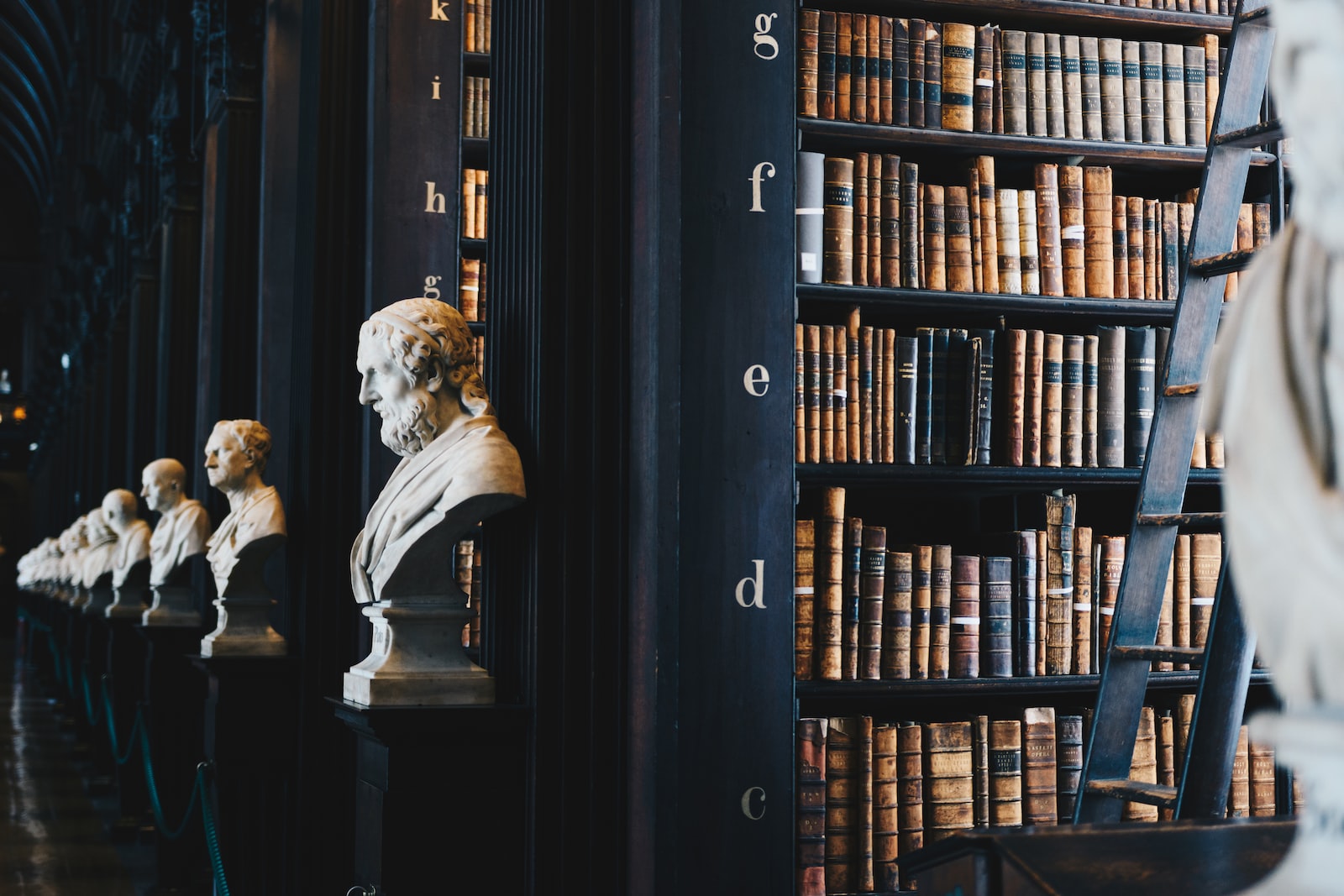 Lettre de motivation avocat : modèle et guide de rédaction