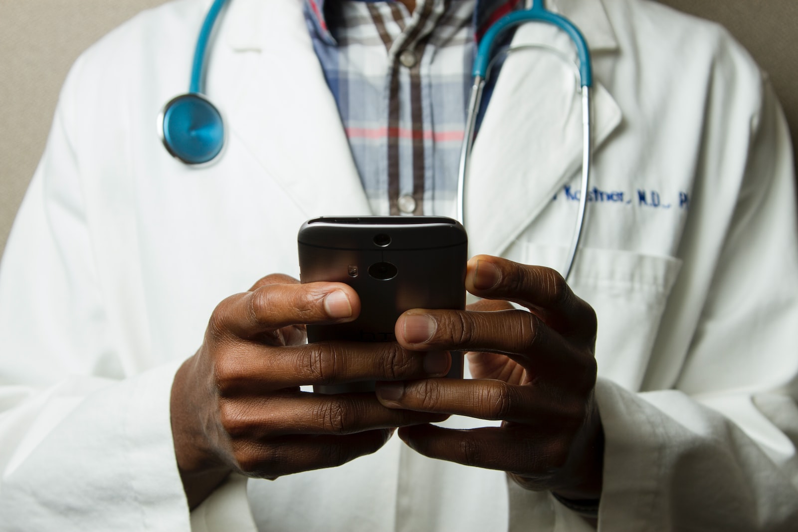 Lettre de motivation médecin : modèle et guide de rédaction