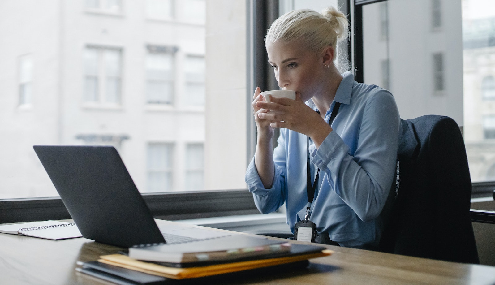 Lettre de motivation secrétaire : modèle et guide de rédaction